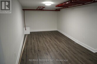 79 Wellington St E in Barrie, ON - Building Photo - Building Photo