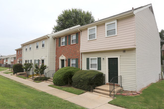 Legacy at Country Club in Tuscaloosa, AL - Foto de edificio - Building Photo