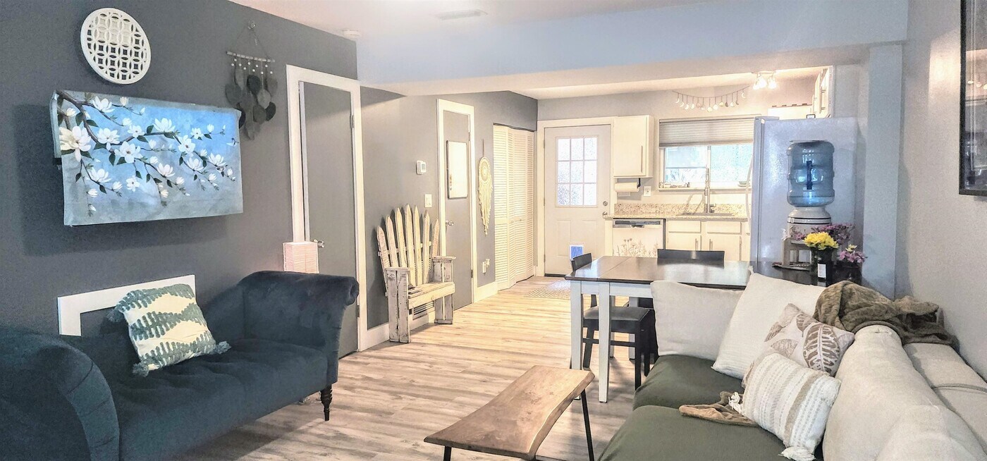 613 Bowers Ct in St. Augustine, FL - Building Photo