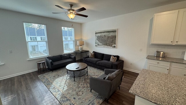 property at 149 Roxanne Dr