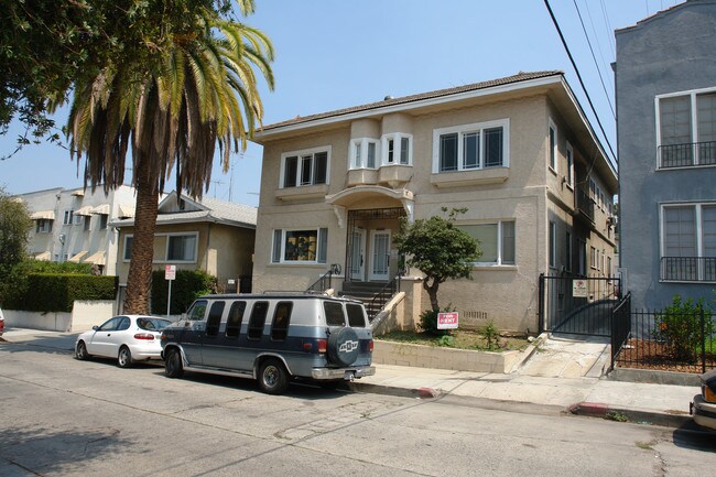 2533 W 4th St in Los Angeles, CA - Building Photo - Building Photo