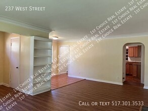 237 West St in Lansing, MI - Building Photo - Building Photo
