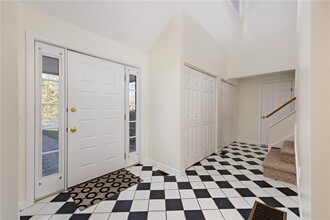 21 Shadow Farm Way in South Kingstown, RI - Building Photo - Building Photo