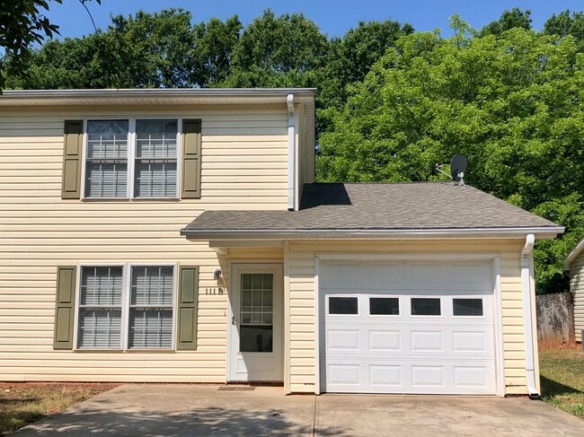 property at 111 Heatherbrook Ct