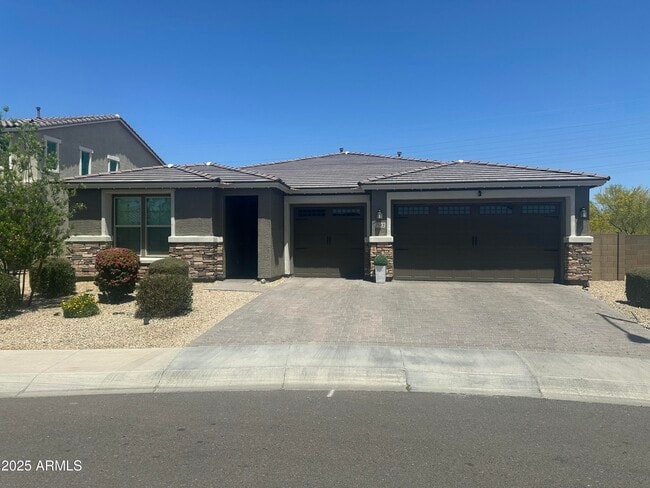 property at 7512 W Warner St