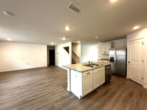 3262 Chapelwood Dr in Crestview, FL - Building Photo - Building Photo