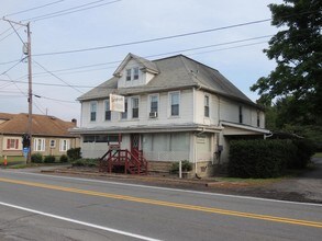 The Landmark Building in Brodheadsville, PA - Foto de edificio - Building Photo
