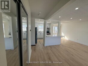 234 Morden Rd in Oakville, ON - Building Photo - Building Photo