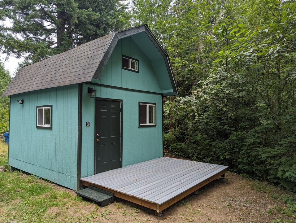 23603 W Lake Kayak Dr, Unit Tiny House in Monroe, WA - Foto de edificio