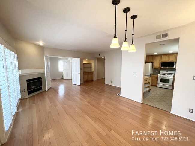property at 1811 Manning Ave