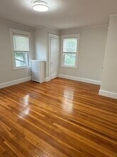 252 Auburndale Ave in Newton, MA - Building Photo - Building Photo