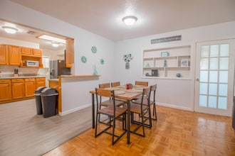 4401 Lenmore St in Orlando, FL - Building Photo - Building Photo