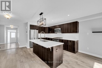 600 Parade Dr in Ottawa, ON - Building Photo - Building Photo