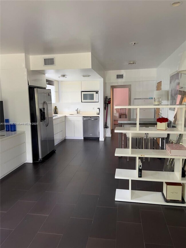 920 Euclid Ave in Miami Beach, FL - Building Photo - Building Photo