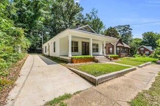 642 Allen St in Tupelo, MS - Building Photo - Building Photo