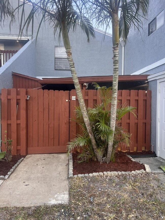 property at 30 Crossings Cir