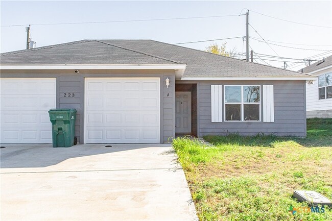223 N Mary Jo Dr