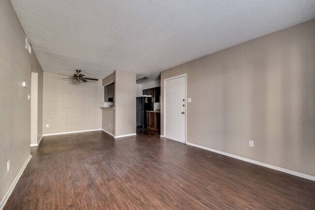 The Chase Apartments in Fort Worth, TX - Building Photo - Building Photo