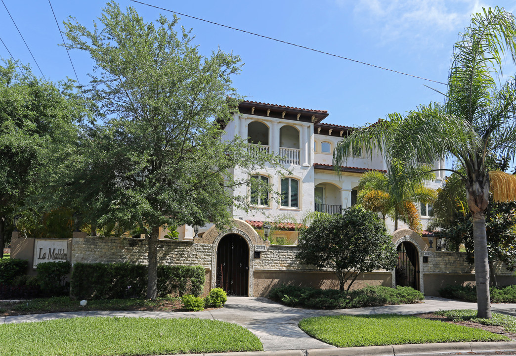 Maddalena Townhomes in Tampa, FL - Building Photo