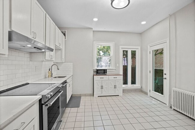 property at 24 6th St SE