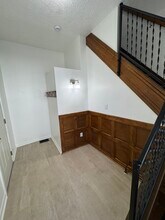 1115 Laurel St, Unit B in Indianapolis, IN - Building Photo - Building Photo