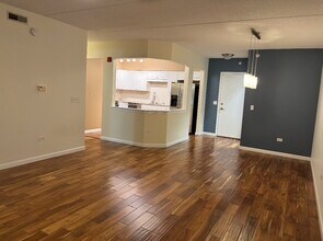 1 S Lincoln Ave in Lombard, IL - Building Photo - Building Photo