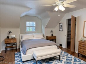 8896 Spring Valley Dr in Mentor, OH - Building Photo - Building Photo