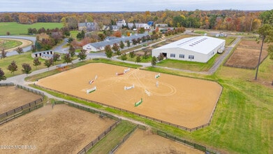 52 Hill Rd in Allentown, NJ - Building Photo - Building Photo