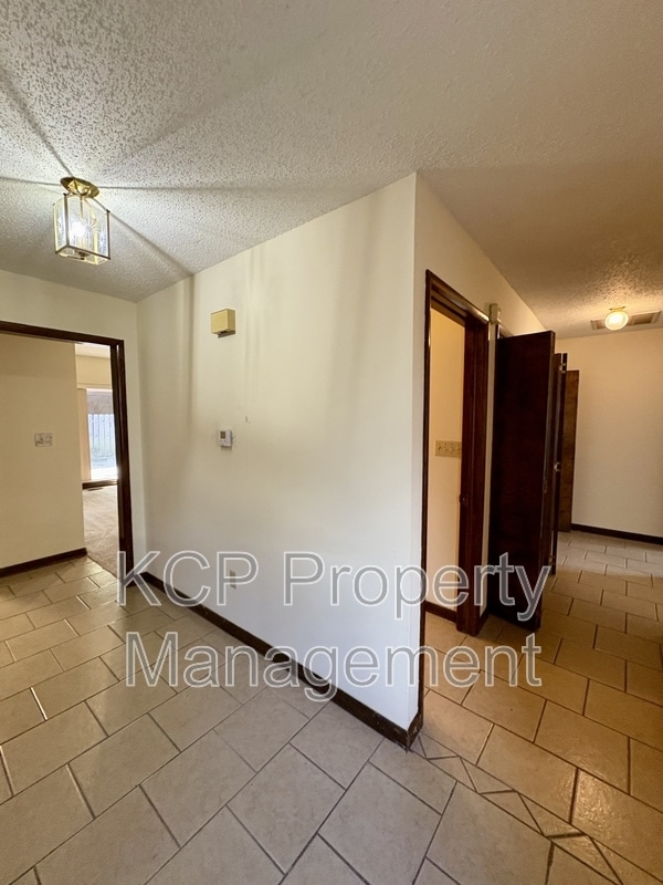 4906 S U St in Fort Smith, AR - Building Photo - Building Photo