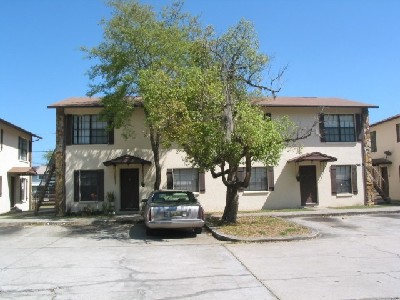 5613-17 127th Ave in Tampa, FL - Building Photo