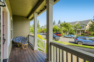 14230 Brittany Terrace in Oregon City, OR - Building Photo - Building Photo