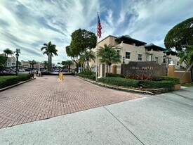 8675 NW 5th Terrace in Miami, FL - Building Photo