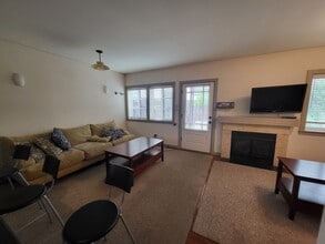 2459 Hilgard Ave in Berkeley, CA - Building Photo - Building Photo