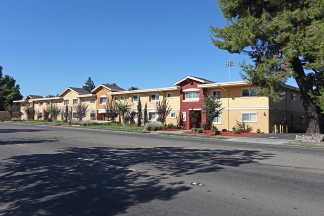 Sienna Terrace Apartments in Stockton, CA - Building Photo - Building Photo