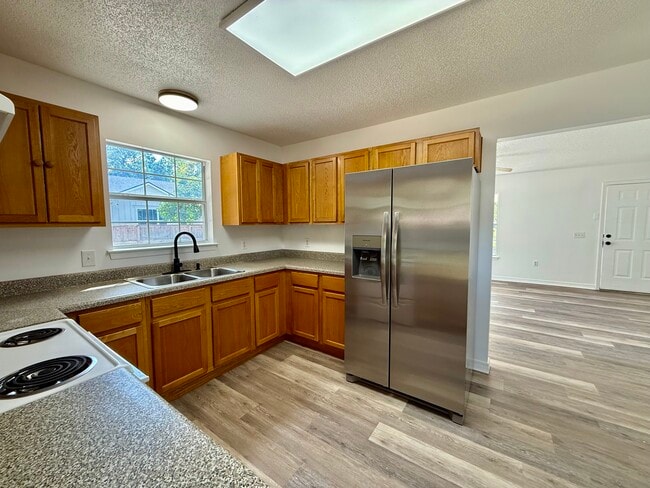 3042 Tiffany Ln in Navarre, FL - Building Photo - Building Photo