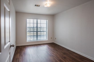 The Meadows Apartments in Jonesboro, AR - Building Photo - Interior Photo