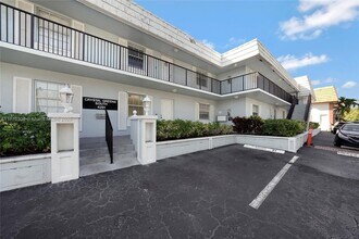 4291 NW 9th Ave in Pompano Beach, FL - Building Photo - Building Photo