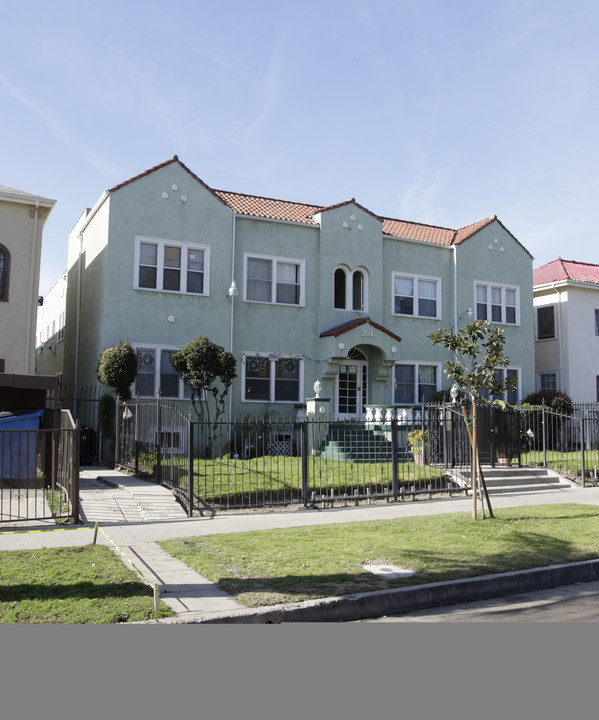 201 S Berendo St in Los Angeles, CA - Foto de edificio