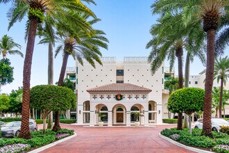 100 SE 5th Ave in Boca Raton, FL - Foto de edificio - Building Photo
