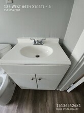 137 W 66th St in Cincinnati, OH - Building Photo - Building Photo