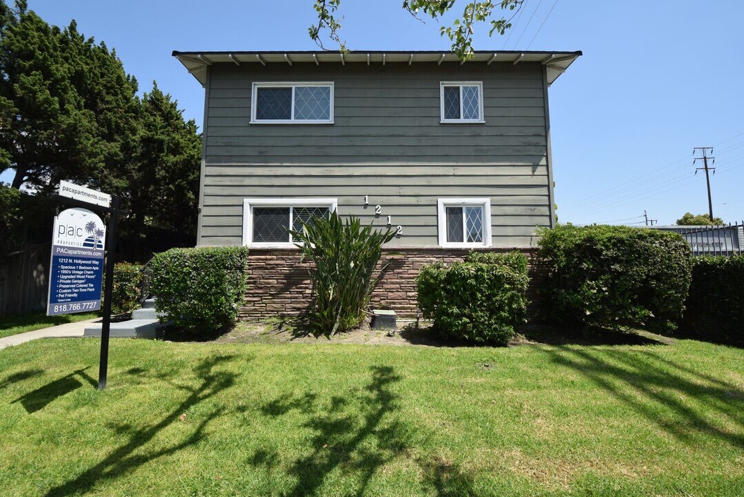1212 N Hollywood Way in Burbank, CA - Building Photo