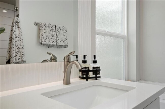 1942 E Knobcone Dr in Meridian, ID - Building Photo - Building Photo