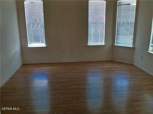 6940 Crown Ridge Dr in El Paso, TX - Building Photo - Building Photo