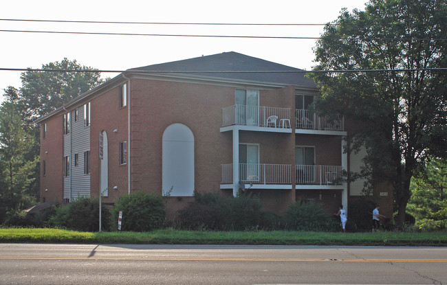 1410 Alexandria Pike in Fort Thomas, KY - Building Photo - Building Photo