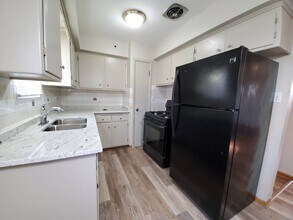 3952 S 43rd St in Milwaukee, WI - Building Photo - Building Photo