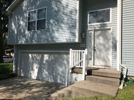 1601 Concord Ct in Independence, MO - Building Photo