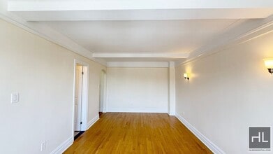 Christopher Street in New York, NY - Foto de edificio - Building Photo