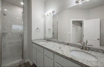 21531 Sir Walter Ln in San Antonio, TX - Building Photo - Building Photo