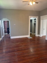 2047 Lawrence Ave in Cincinnati, OH - Building Photo - Building Photo