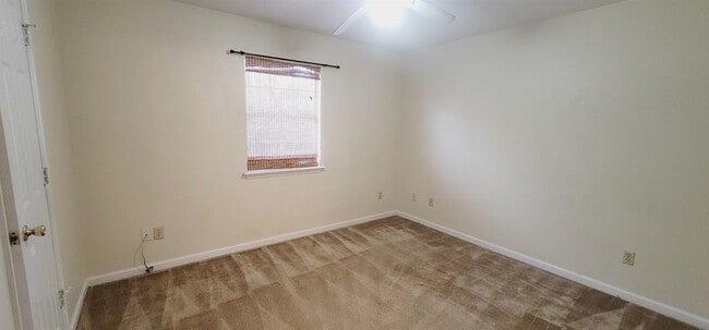 property at 836 W Georgia St